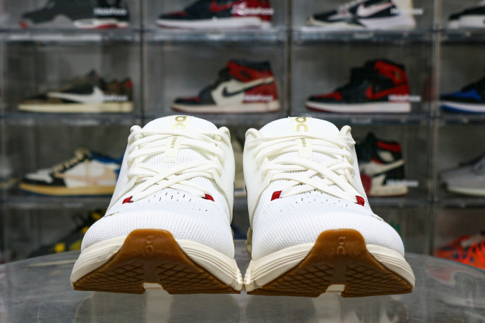 On Running Cloud X 4 Year of the Snake