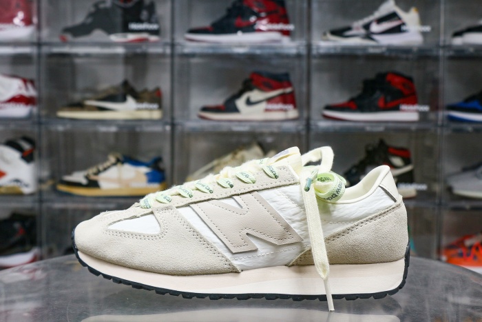 New Balance NB 471 White