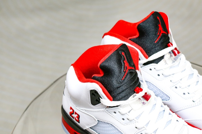 Air Jordan 5 Fire Red Black Tongue 2025 （A1）