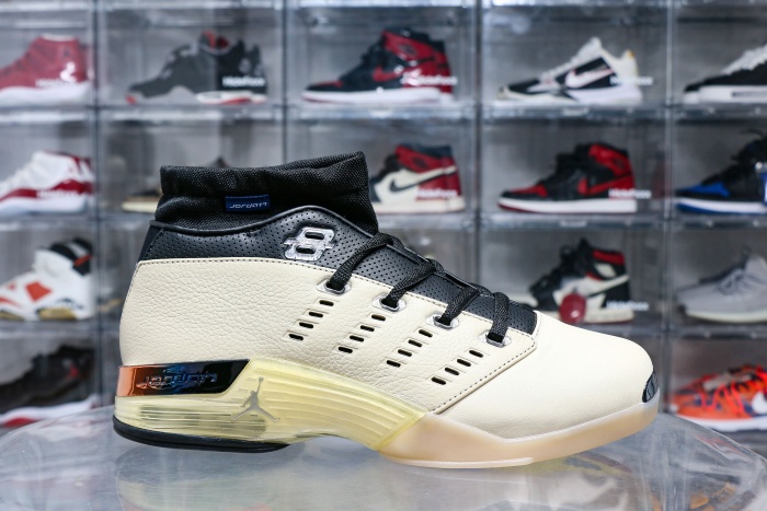 Jordan 17 Retro Low SP Infinite Archives 2025