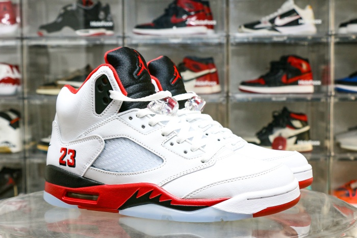 Air Jordan 5 Fire Red Black Tongue 2025 （A1）
