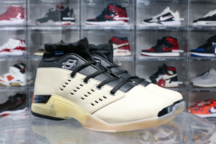 Jordan 17 Retro Low SP Infinite Archives 2025