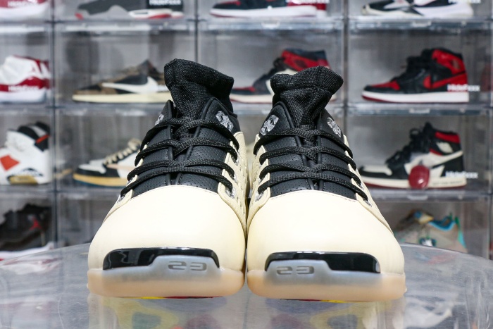 Jordan 17 Retro Low SP Infinite Archives 2025