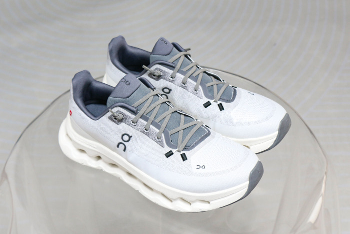 On Running Cloudtilt Rock Ivory