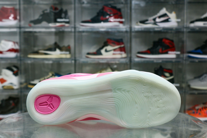 Nike Kobe 9 EM Low Protro Kay Yow Think Pink