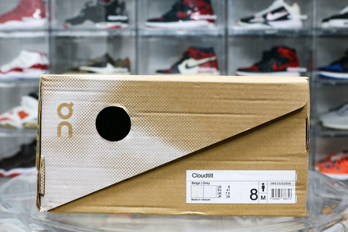 On Running Cloudtilt Sand Cream