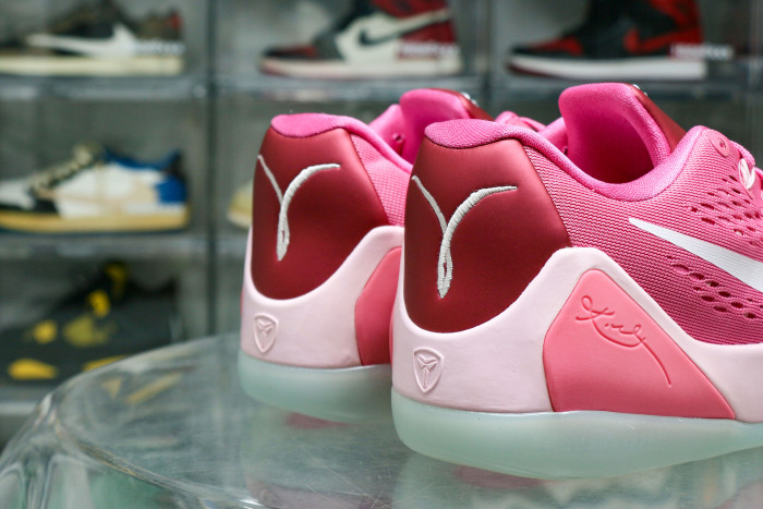 Nike Kobe 9 EM Low Protro Kay Yow Think Pink