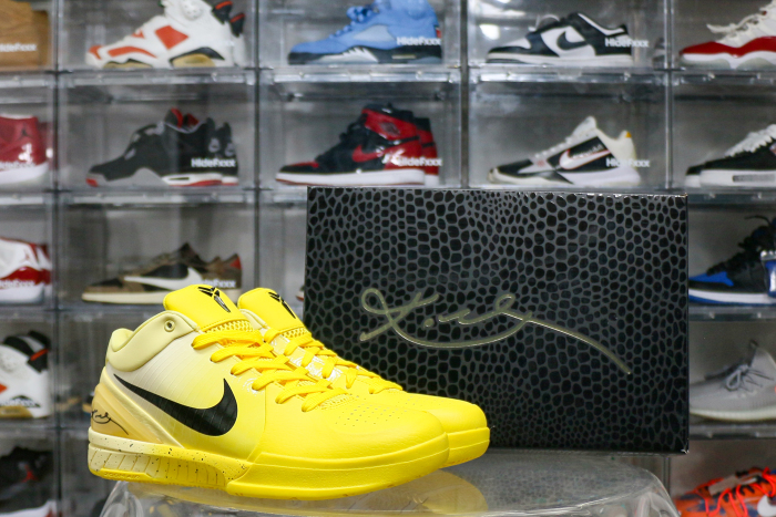 Nike Kobe 4 Protro CHBL