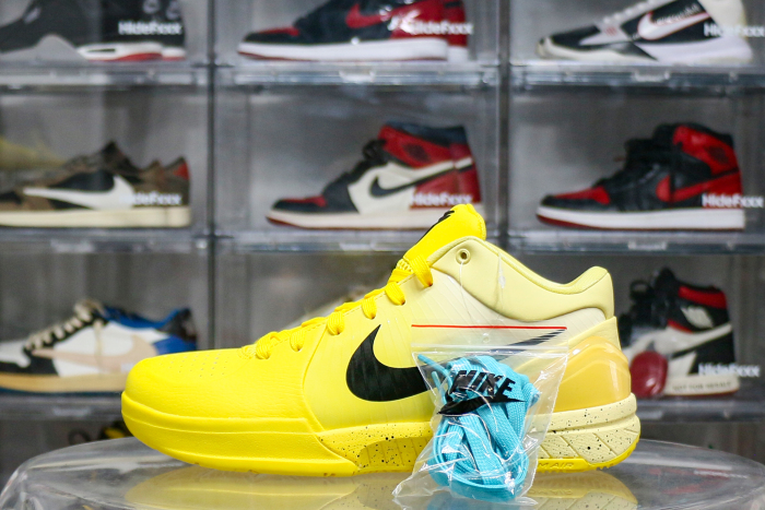 Nike Kobe 4 Protro CHBL