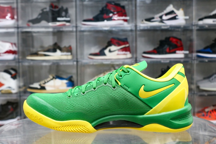 Nike Kobe 8  Oregon Ducks  PE (A1)
