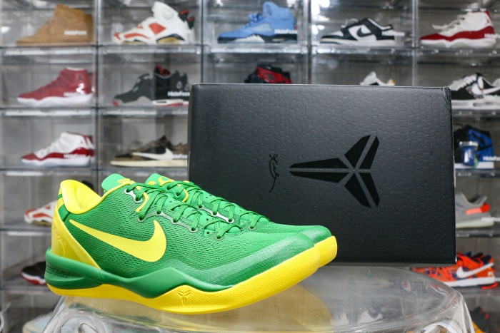Nike Kobe 8  Oregon Ducks  PE (A1)