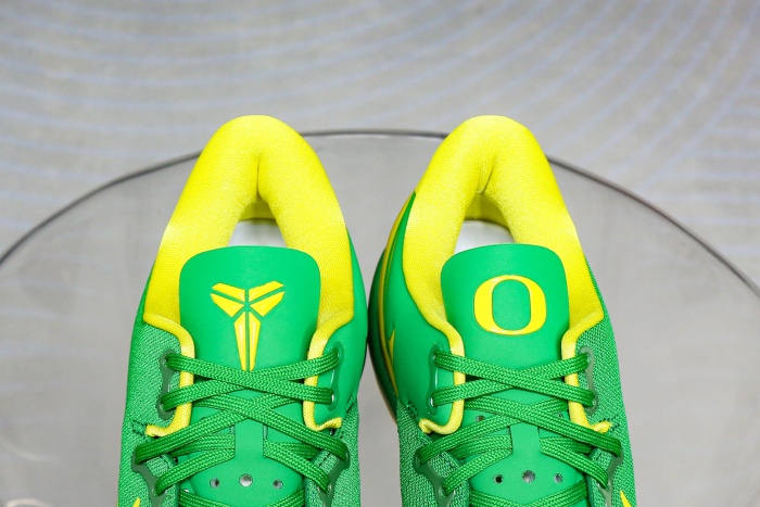Nike Kobe 8  Oregon Ducks  PE (A1)