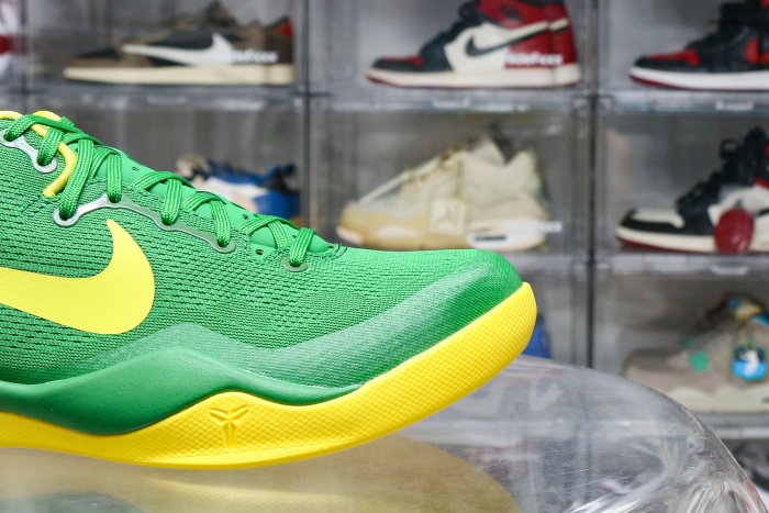 Nike Kobe 8  Oregon Ducks  PE (A1)