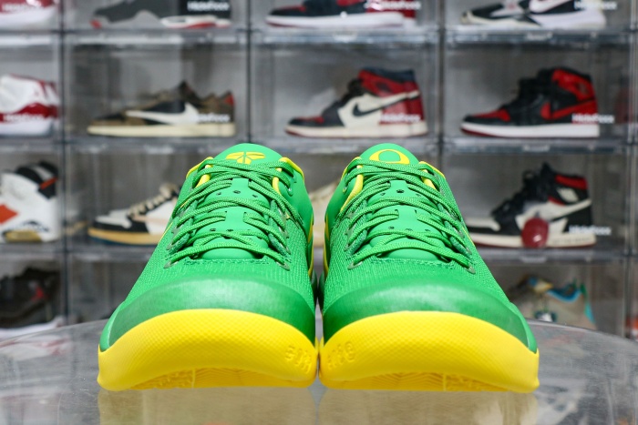 Nike Kobe 8  Oregon Ducks  PE (A1)