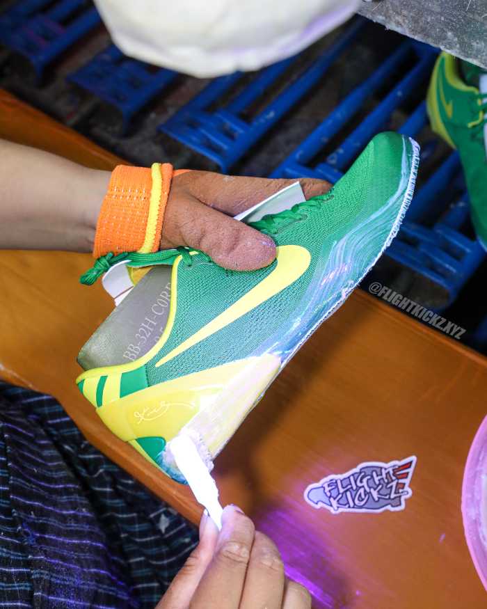 Nike Kobe 8  Oregon Ducks  PE (A1)
