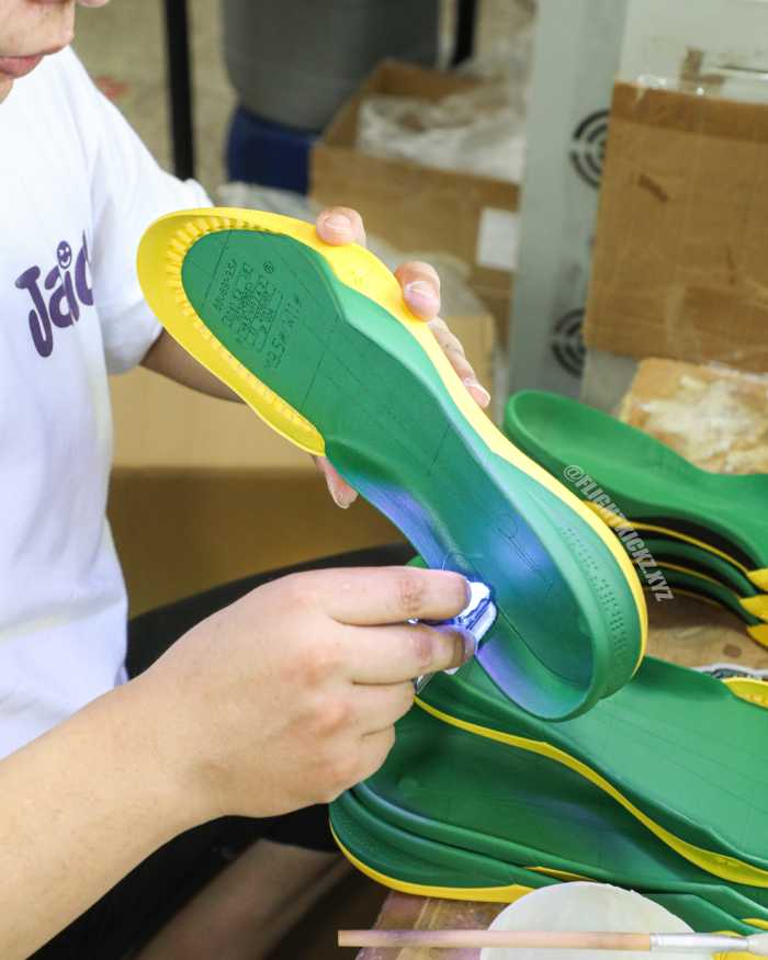 Nike Kobe 8  Oregon Ducks  PE (A1)