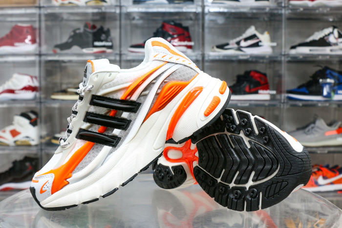 Pharrell X VIRGINIA X Adistar Jellyfish Focus Olive Orange