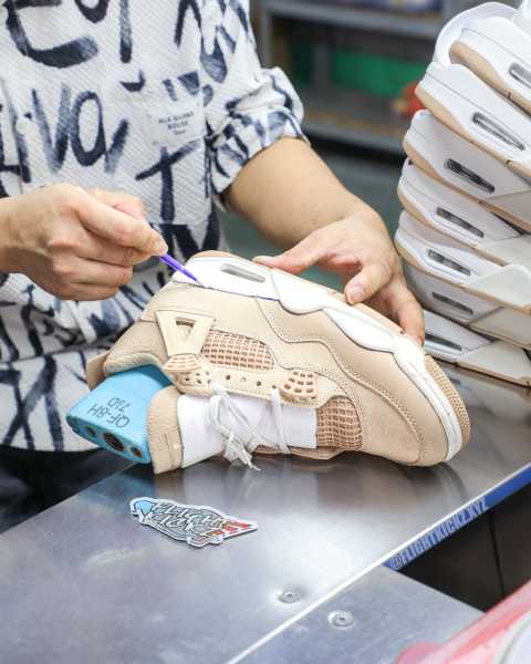 Air Jordan 4 WMN “Cozy Girl” 2025（ A1）