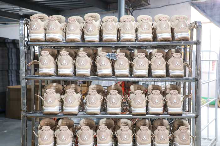 Air Jordan 4 WMN “Cozy Girl” 2025（ A1）