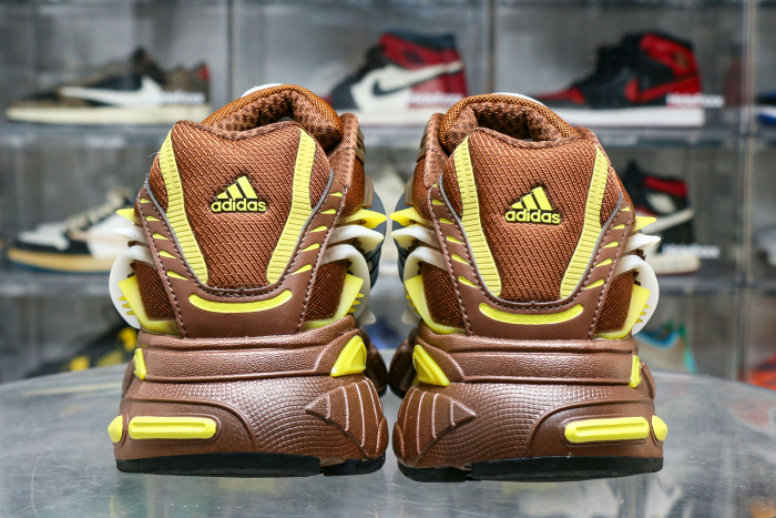Pharrell x adidas Adistar Jellyfish Brownish-yellow