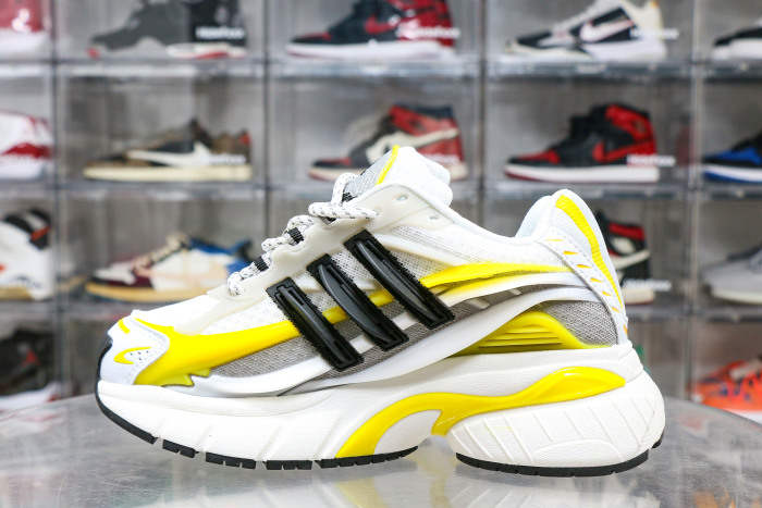 Pharrell x adidas Adistar Jellyfish Yellow