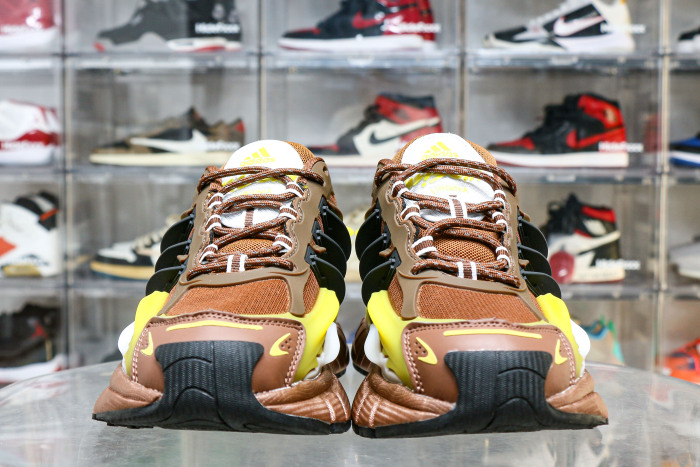 Pharrell x adidas Adistar Jellyfish Brownish-yellow