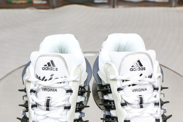 Pharrell x adidas Adistar Jellyfish Focus Grey