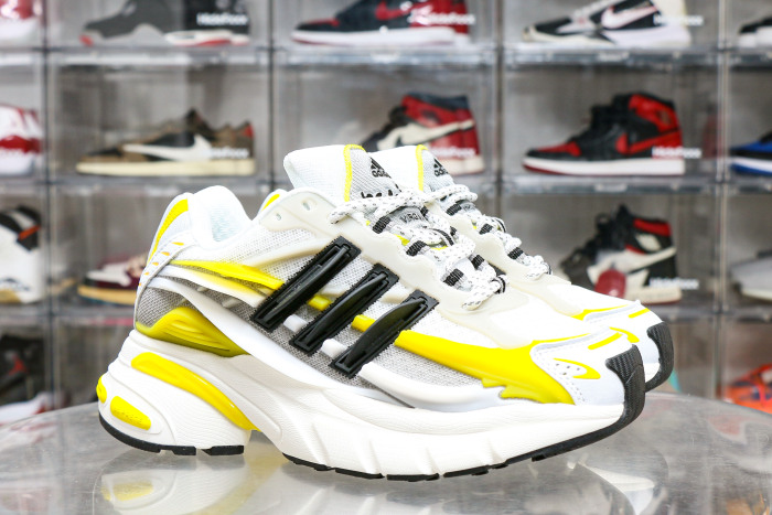 Pharrell x adidas Adistar Jellyfish Yellow