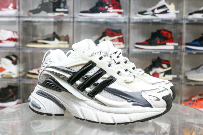 Pharrell x adidas Adistar Jellyfish Focus Grey