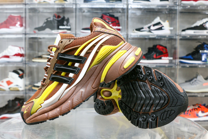 Pharrell x adidas Adistar Jellyfish Brownish-yellow