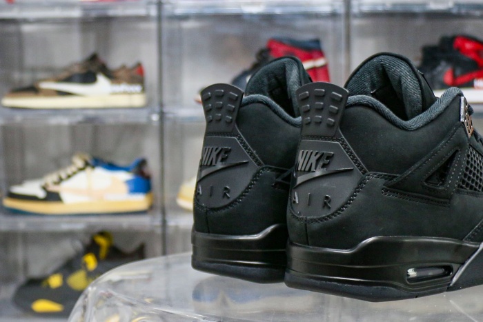 US Warehouse: Air Jordan IV 4 Retro Black Cat 2025 (A1 )
