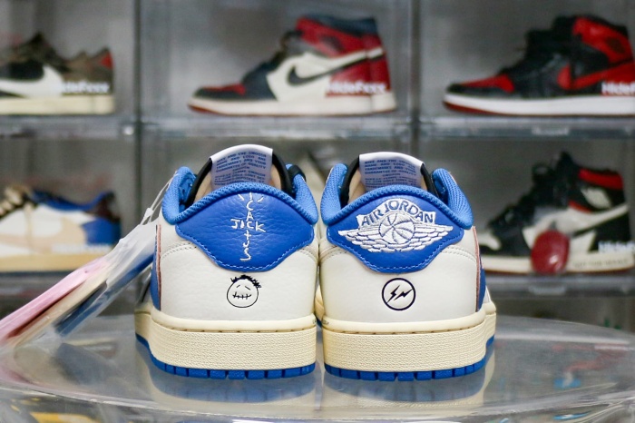 US Warehouse: Travis Scott x Fragment x Air Jordan 1 Low OG ( A1)