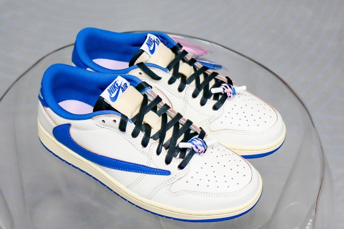US Warehouse: Travis Scott x Fragment x Air Jordan 1 Low OG ( A1)