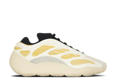 Yeezy 700 v3 “ Safflower  2024