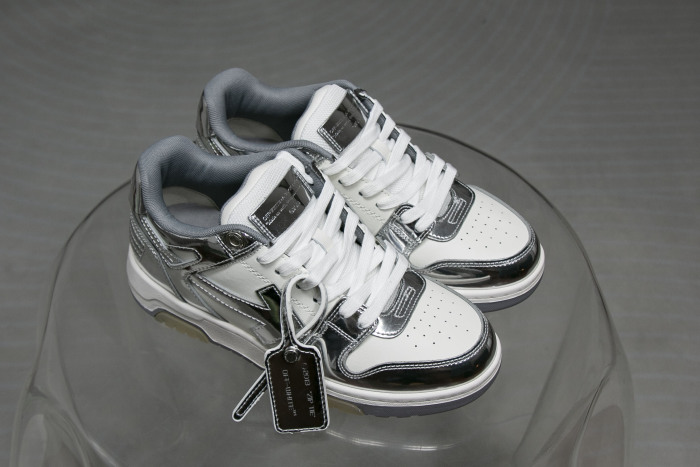 Off-White Out Of Office Low-Top Patent sneaker 'Silver White'