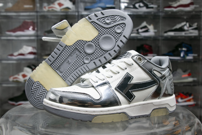 Off-White Out Of Office Low-Top Patent sneaker 'Silver White'