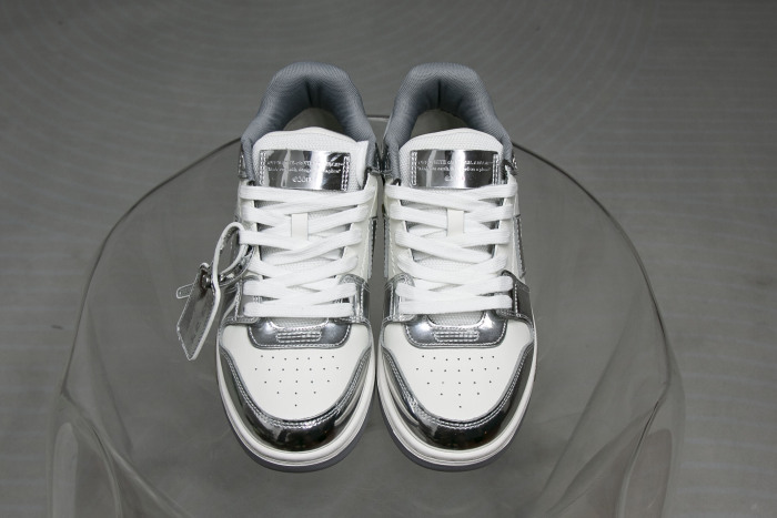 Off-White Out Of Office Low-Top Patent sneaker 'Silver White'