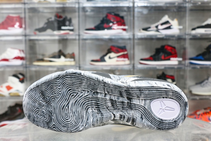 Nike Kobe 9 EM Low Protro “Mambacita”