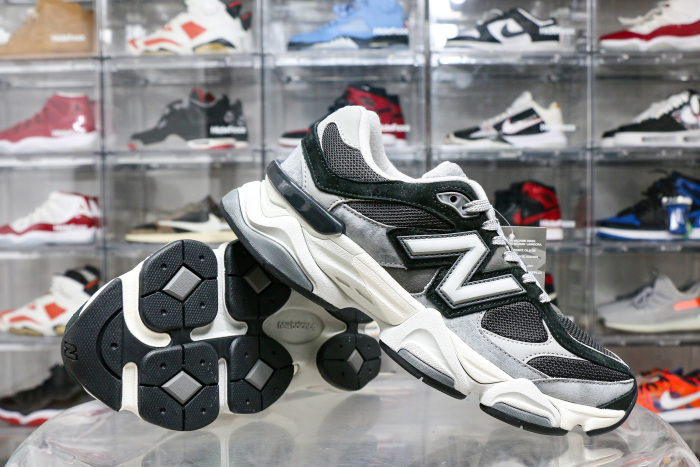 New Balance 9060 Black Grey 2025