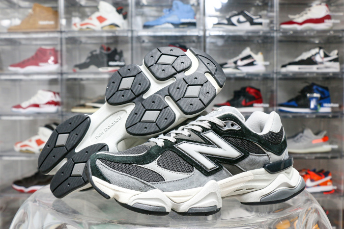 New Balance 9060 Black Grey 2025