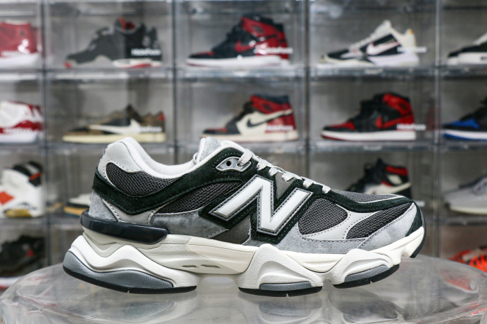New Balance 9060 Black Grey 2025
