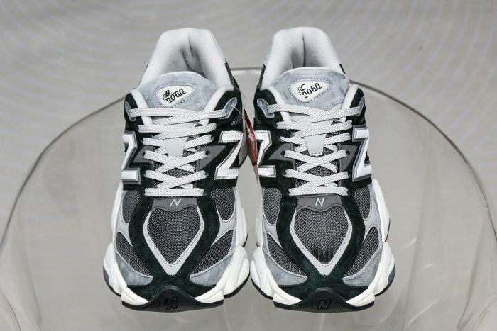 New Balance 9060 Black Grey 2025