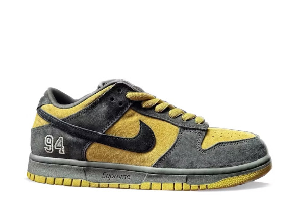 Nike SB Dunk Low Supreme 94 Hulk