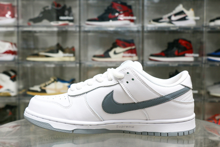 Nike SB Dunk Low Supreme 94 White Metallic Silver