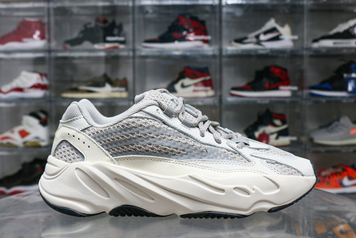 Adidas Yeezy 700 V2 'Static' 2018
