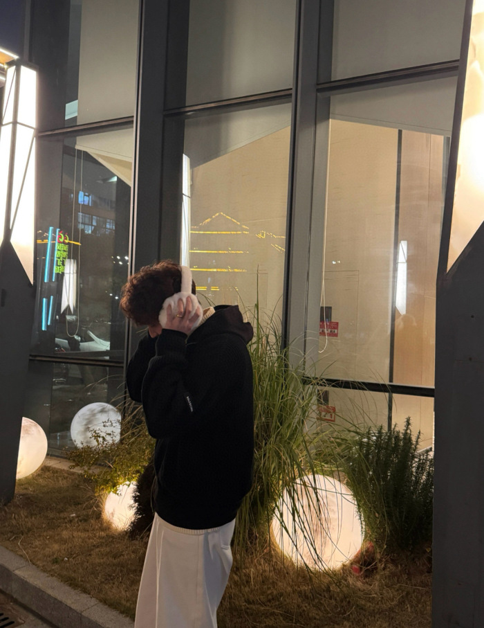 Balenciag@ Men's Zip Up Cardigan