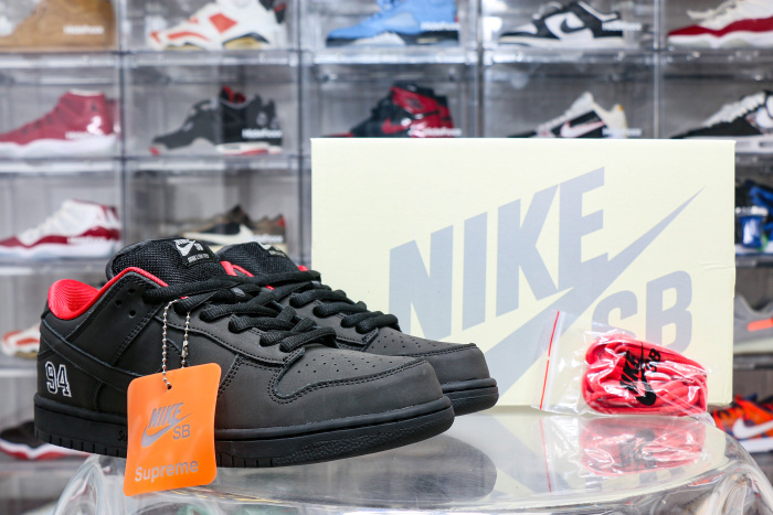 Nike SB Dunk Low Supreme 94 Black