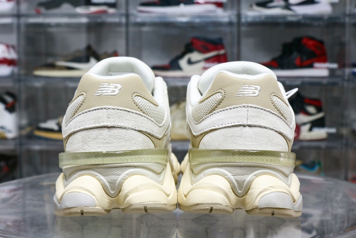 New Balance 9060 Sea Salt Brown 2024