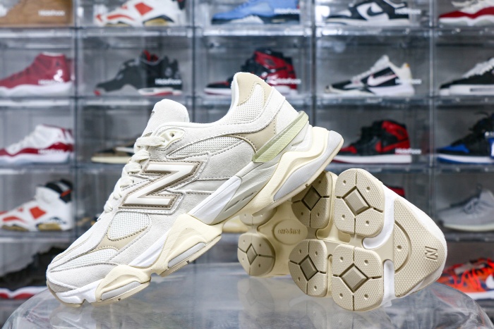 New Balance 9060 Sea Salt Brown 2024
