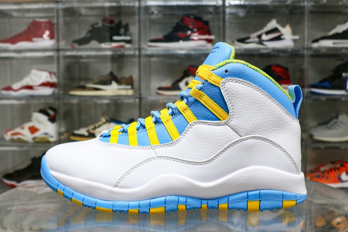 Air Jordan 10 Retro OG North Carolina Blue 2025